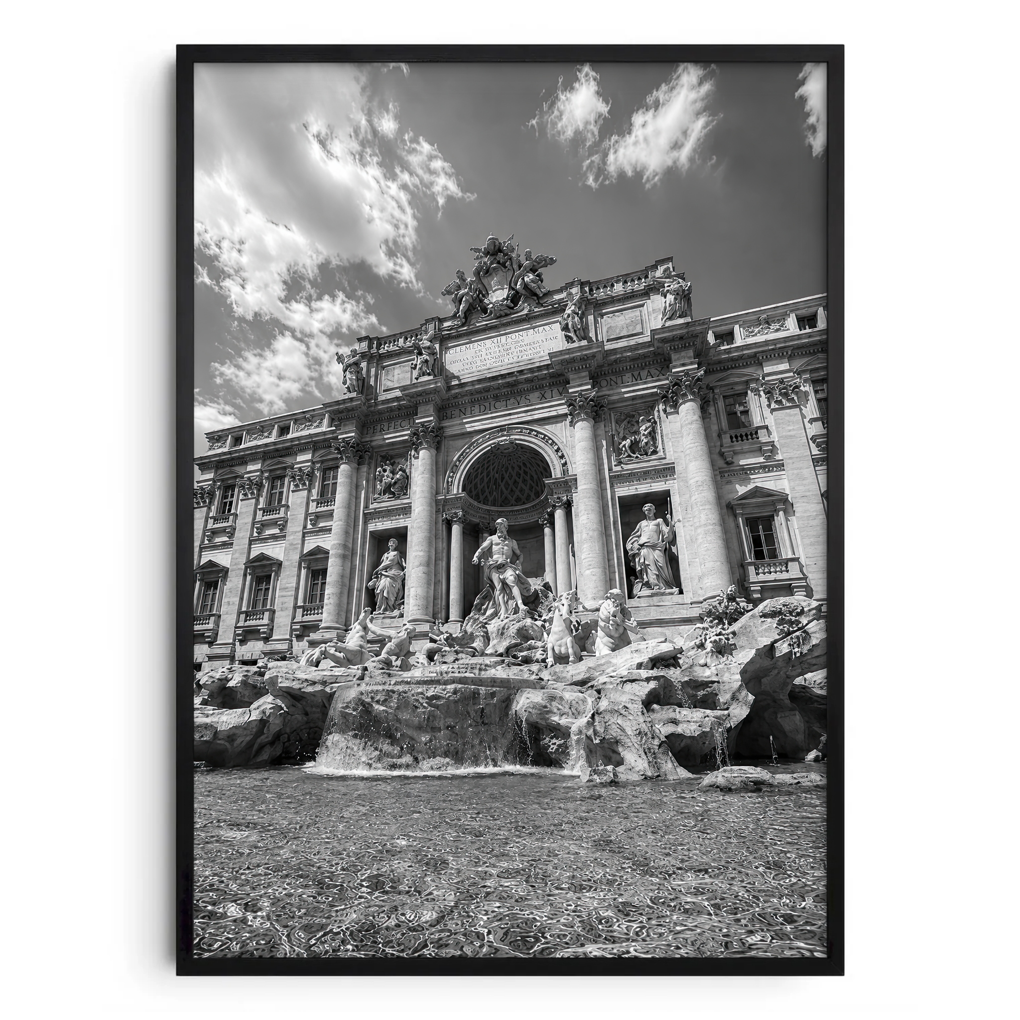 Fontana Di Trevi Dal Basso